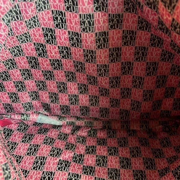 Juicy Couture Just Say‎ Oui Pink & Red Ex-Large Shoulder Tote Bag NEW - Picture 5 of 7